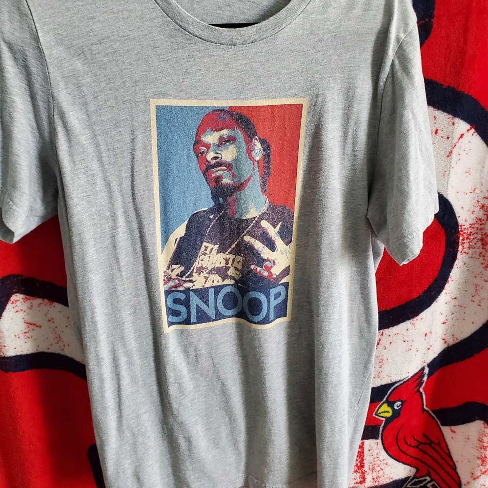 Mens Large Snoop Dogg Tee